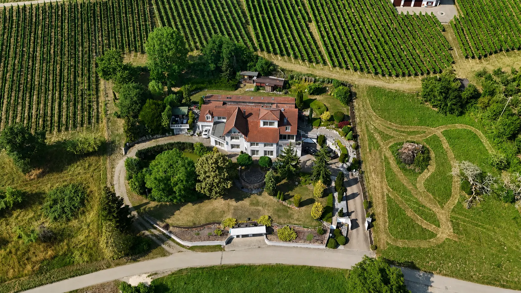 Anwesen in der Region Westallgäu aus der Luft